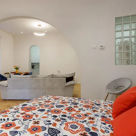 Promontorio10 - Spazioso Con Ac - Naonbnb