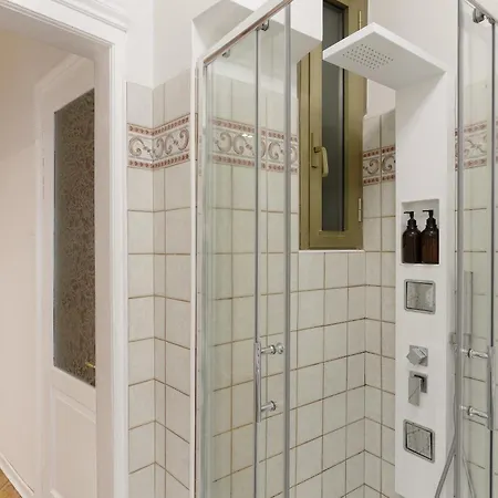 Promontorio10 - Spazioso Con Ac - Naonbnb شقة *