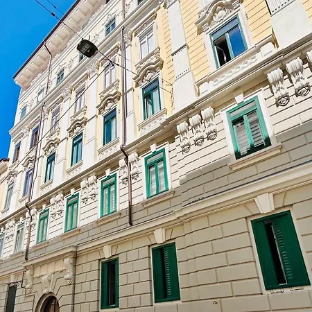 Promontorio10 - Spazioso Con Ac - Naonbnb * ترييستي